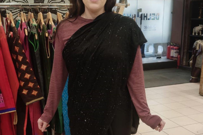 Wedding Wear & Bollywood Glam Shopping Tour (Women-Led Tour) Wedding Wear & Bollywood Glam Shopping Tour (Half-Day Tour)