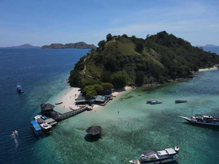 Labuan Bajo: 3-Day 2-Night Tour with Komodo and Pink Beach