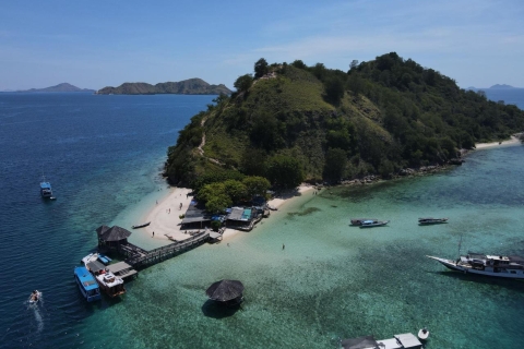 Labuan Bajo, Komodo Island and Pink Beach 3D/2N (Share Tour) Discover Labuan Bajo, Komodo, Pink Beach 3D/2N Share Tour