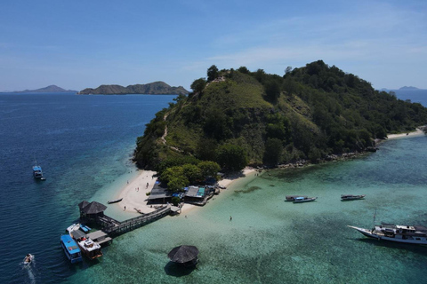 Labuan Bajo: Tour noturno de 3 dias e 2 noites com Komodo e Pink Beach