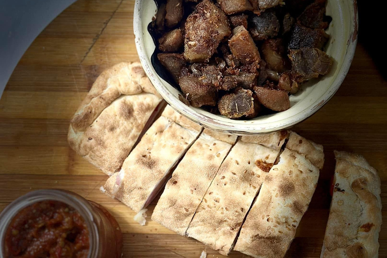 Bucharest: Transylvania Castles Tour with Dinner