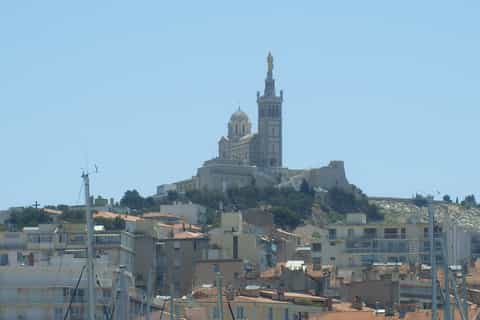 From Marseille: Shared Shore Excursion to Aix-en-Provence