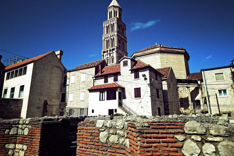 Tour a piedi per piccoli gruppi del Palazzo di Diocleziano e della Città Vecchia