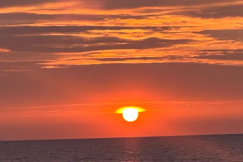Croisière au coucher du soleil à Hersonissos, naviguez vers l'horizon d'or