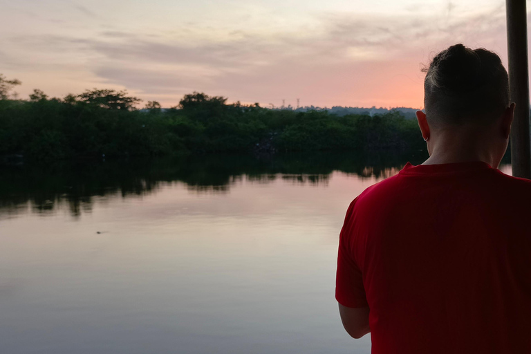 Kampala: Jinja 2-Day Adventure Tour with Rafting & Cruise