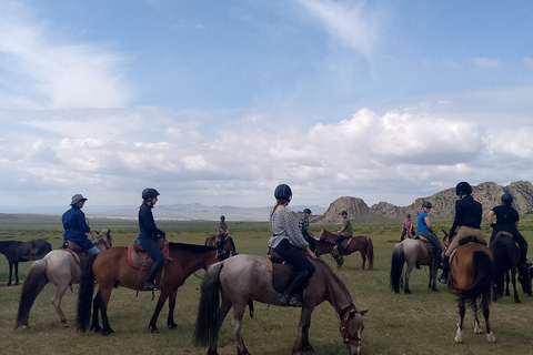 From UB: Day Tour to Chinggis khan statue and Nomadic family