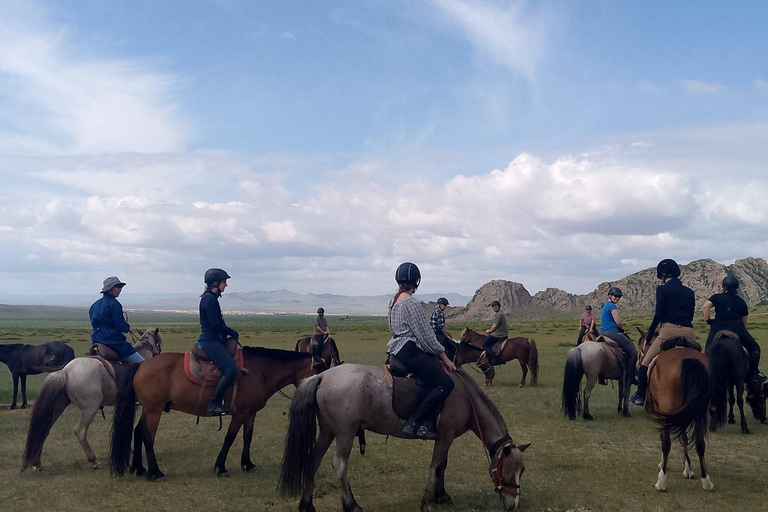 From UB: Day Tour to Chinggis khan statue and Nomadic family