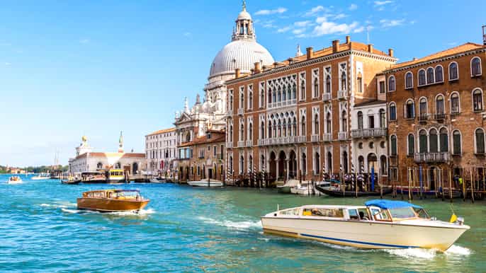 private water taxi between venice airport and venice