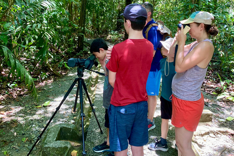 Manuel Antonio Park: Guidad vandring med en naturforskarePrivat rundtur