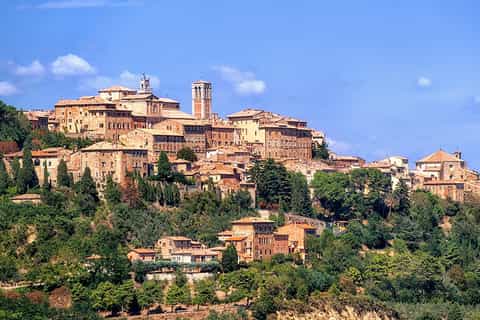 Pienza and Montepulciano Full-Day Wine Tour