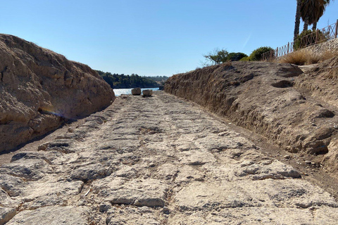 Antigua Corinto Escalón de San Pablo y visita al balneario termal