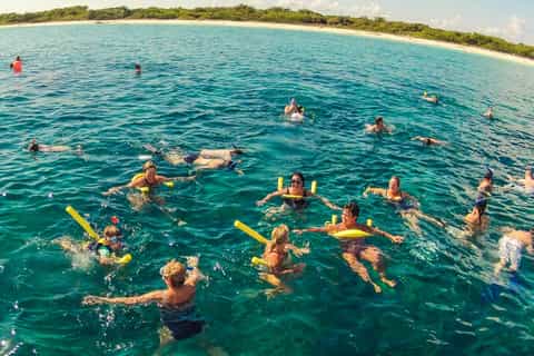 Punta Cana: Full-Day Snorkeling Tour to Catalina Island