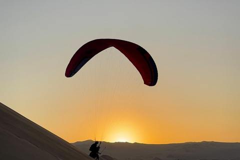 Huacachina: Paragliding over the Peruvian desert