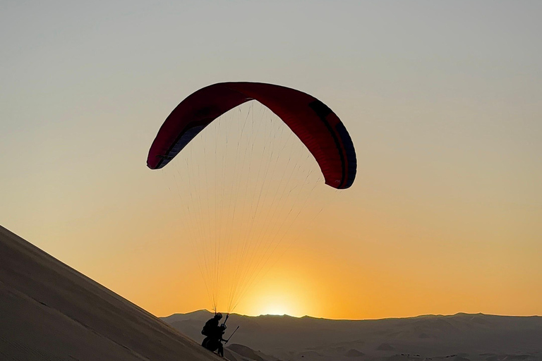 Huacachina: Paragliding over the Peruvian desert