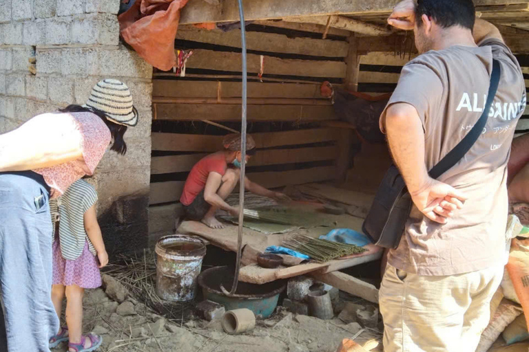 De Ha Noi: 2 dias de Trekking na Montanha do Olho de Anjo e de mota