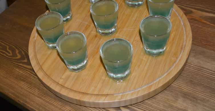 Baku: Guided Bar Crawl with Shots and Nightclub Entry photo 10