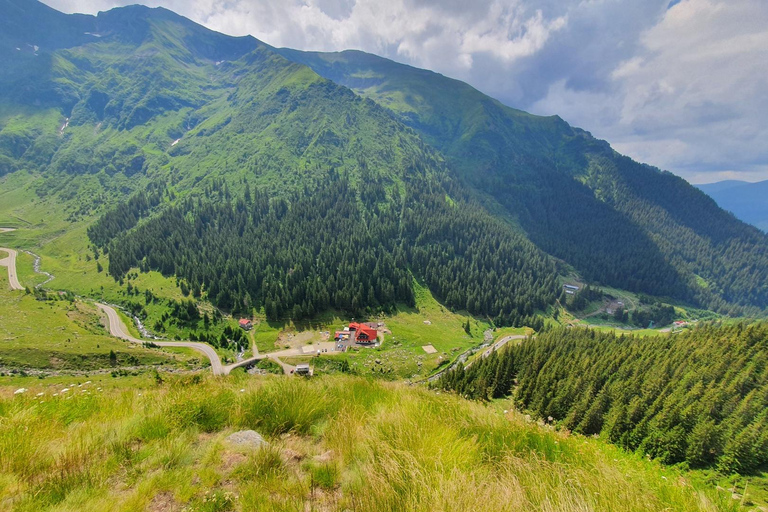 Desde Bucarest: excursión privada de un día a la autopista Transfagarasan