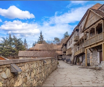 All the colors of Armenia: group excursion from Tbilisi