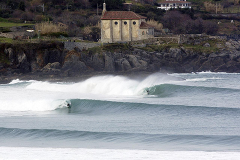 Bilbao: Gaztelugatxe, Mundaka, & Guernica with tasting menu Private tour (Spanish)