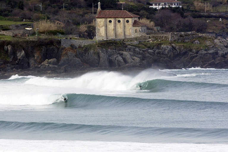 Bilbao: Gaztelugatxe, Mundaka, & Guernica with tasting menu Private tour (Spanish)