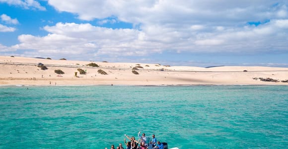 Fuerteventura: Lobos Island Round-Trip Speedboat Ticket