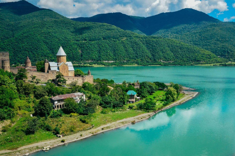 Tbilisi: Mtskheta, Gori & Kazbegi Tour
