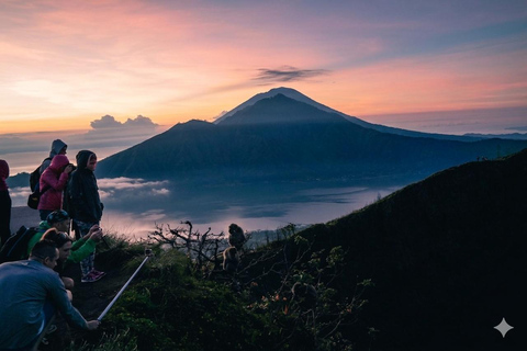 Bali: All-Inclusive Batur Sunrise Trek & Hot Springs
