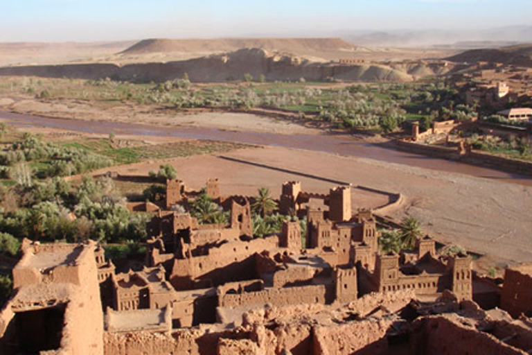 Depuis Marrakech : 2 jours à Aït-ben-Haddou et OuarzazateMarrakech : trek de 2 jours à Aït-ben-Haddou et Ouarzazate