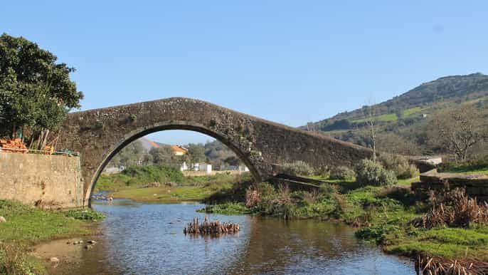 tour cheleiros e degustação de vinhos de bucelas saindo de lisboa