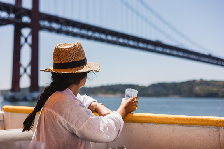 Lizbona: Rejs żółtą łodzią po rzece TagLizbona: rejs łodzią Yellow Boat po Tagu