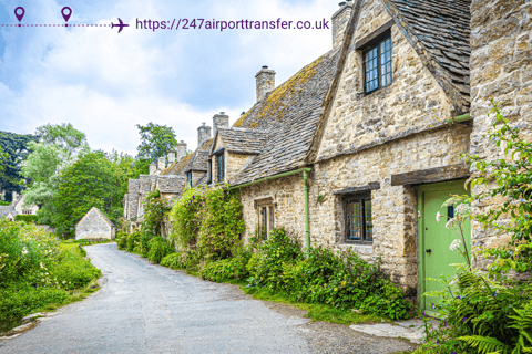 Cotswold's Villages: 9 Hours Day Tour from London MPV Car