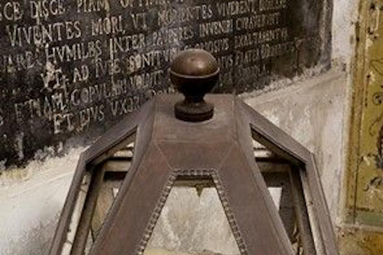 Rome: Explore Capuchin Museum & Crypt with Audio guide