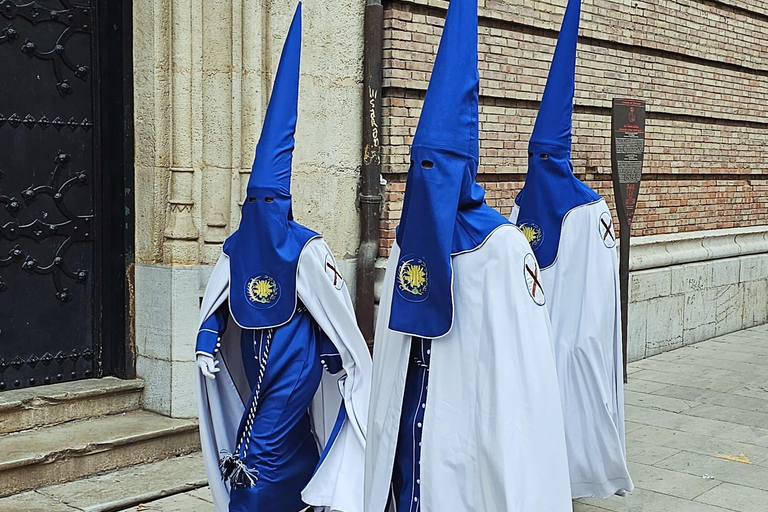 Arte urbano y visita a las cuevas de Granada