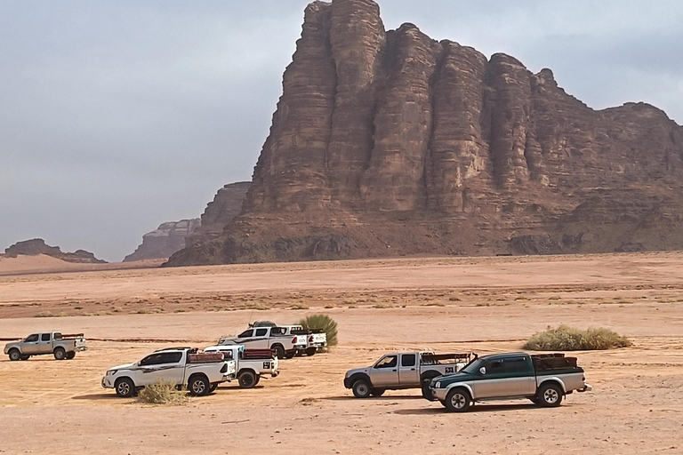 Wadi Rum: 2-Day Desert Adventure with Jeep 4x4 Wadi Rum: 2-Day Desert Adventure with 4x4