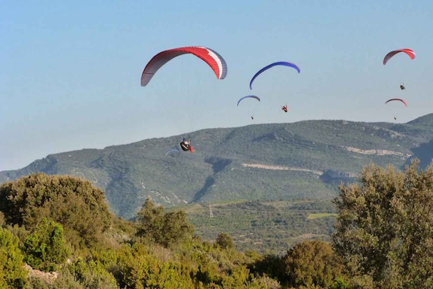 Paragliding Tandem Flight around Madrid - Paragliding Tandem Flight around Madrid