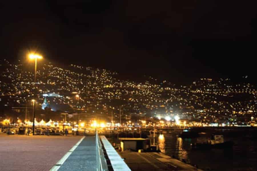 Funchal bei Nacht Private Tour mit dem Tuk Tuk. Foto: GetYourGuide