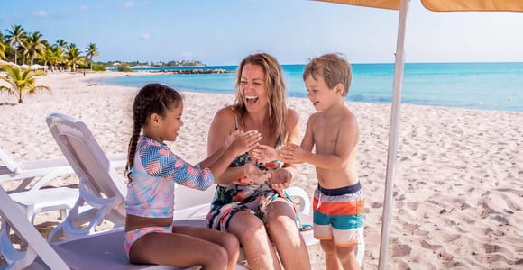 Cozumel: Beach Escape: Buffet & Open Bar Included