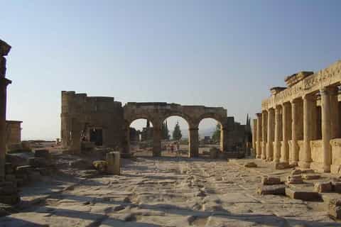 Pamukkale and Hierapolis Full-Day Tour from Bodrum