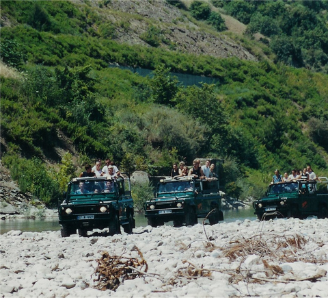 Safaris & wildlife activities