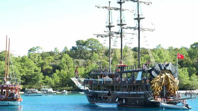 kemer fullday pirate boat trip with lunch