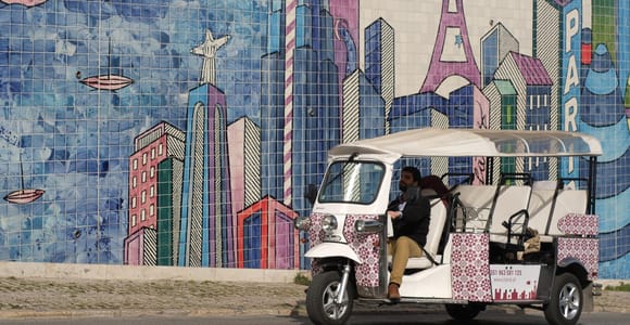 Lisbon: 3-Hour Street Art Tuk Tuk Tour