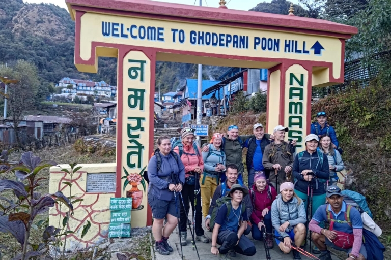 Katmandou : 2 jours de randonnée guidée Short&Sweet Ghorepani Poon HillKatmandou : 2 jours de trek court et doux à Ghorepani (forfait léger)