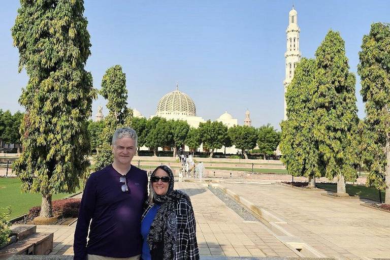 Muscat Full-Day Sharing Experience with Omani Coffee & Bread