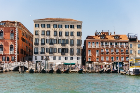 Privé watertaxi tussen vliegveld Venetië en VenetiëPremium vertrek: van je hotel naar Marco Polo Airport