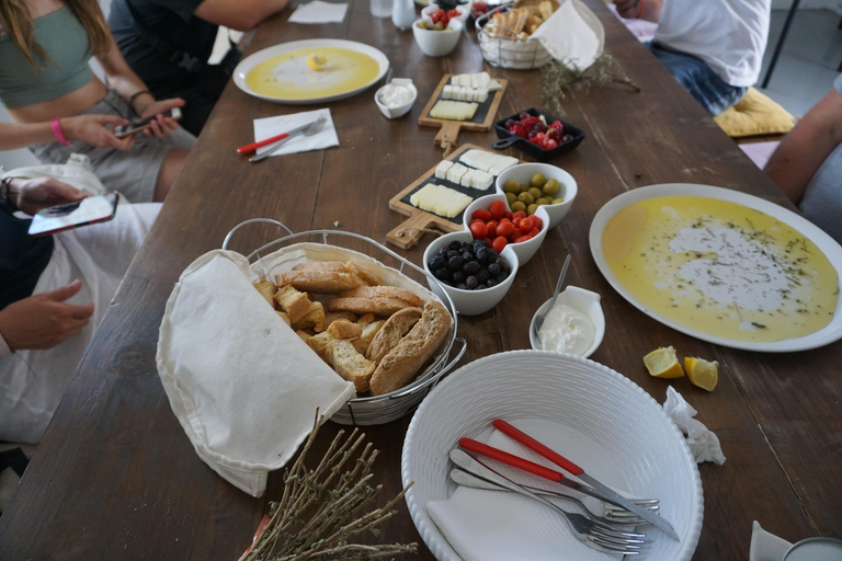 Crète : Visite de 2 vignobles avec dégustation de vin, huile d'olive et déjeuner