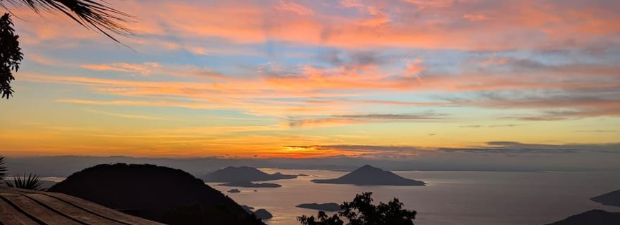 Alegría : visite culturelle et camping à Espíritu de la Montaña et Playa