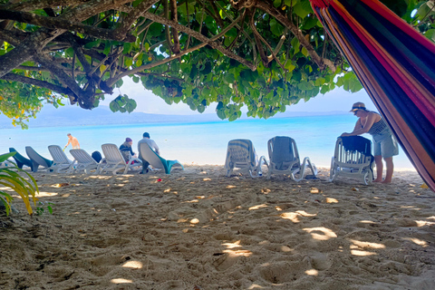 Port Vila: Pele Island Day Tour with Lunch & Snorkeling