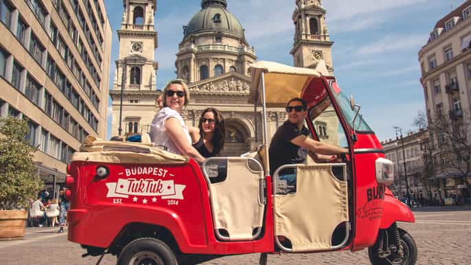 budapest private city tuktuk tour boat cruise