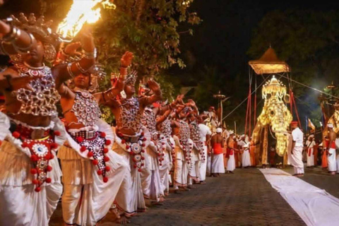 Kandy Evening City Tour & Dance Show Reservations by Tuk-Tuk Kandy evening tour