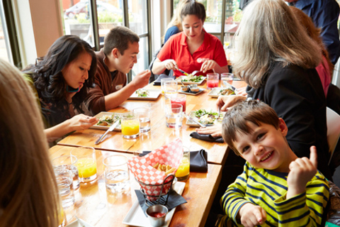 Accès VIP à la visite culinaire à pied du marché de Granville Island